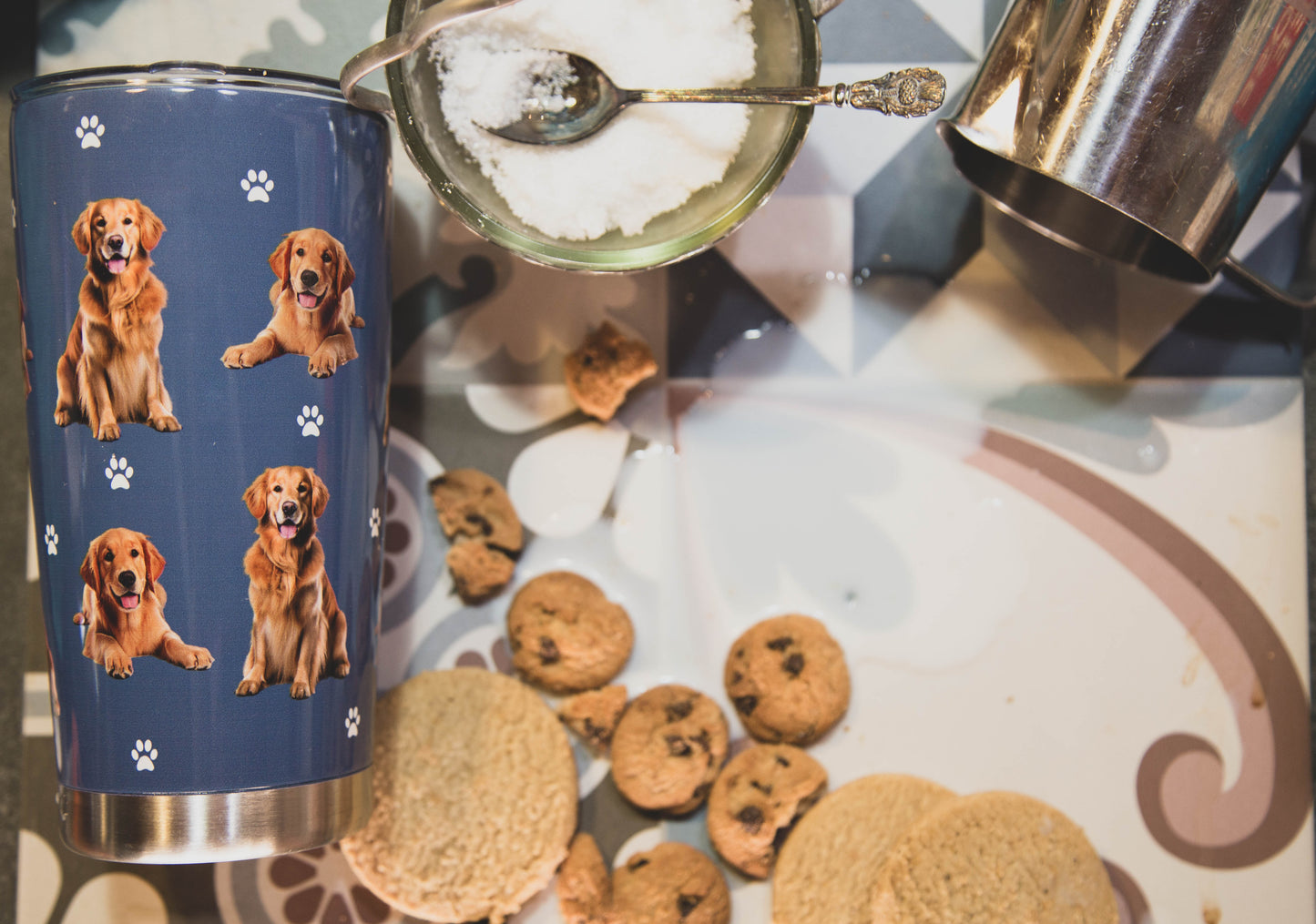 GOLDEN RETREIVER 🐾 Sip in Style, Support a Rescue! 🐾 Insulated drinking cups